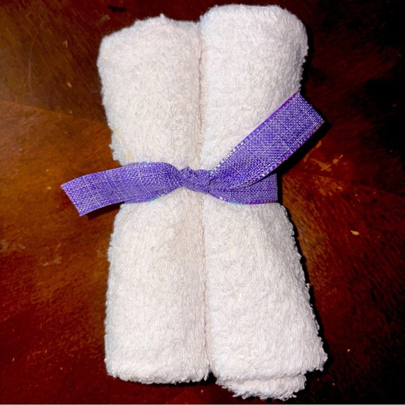 Lot Of 2 Wash Cloth. New - Picture 3 of 4